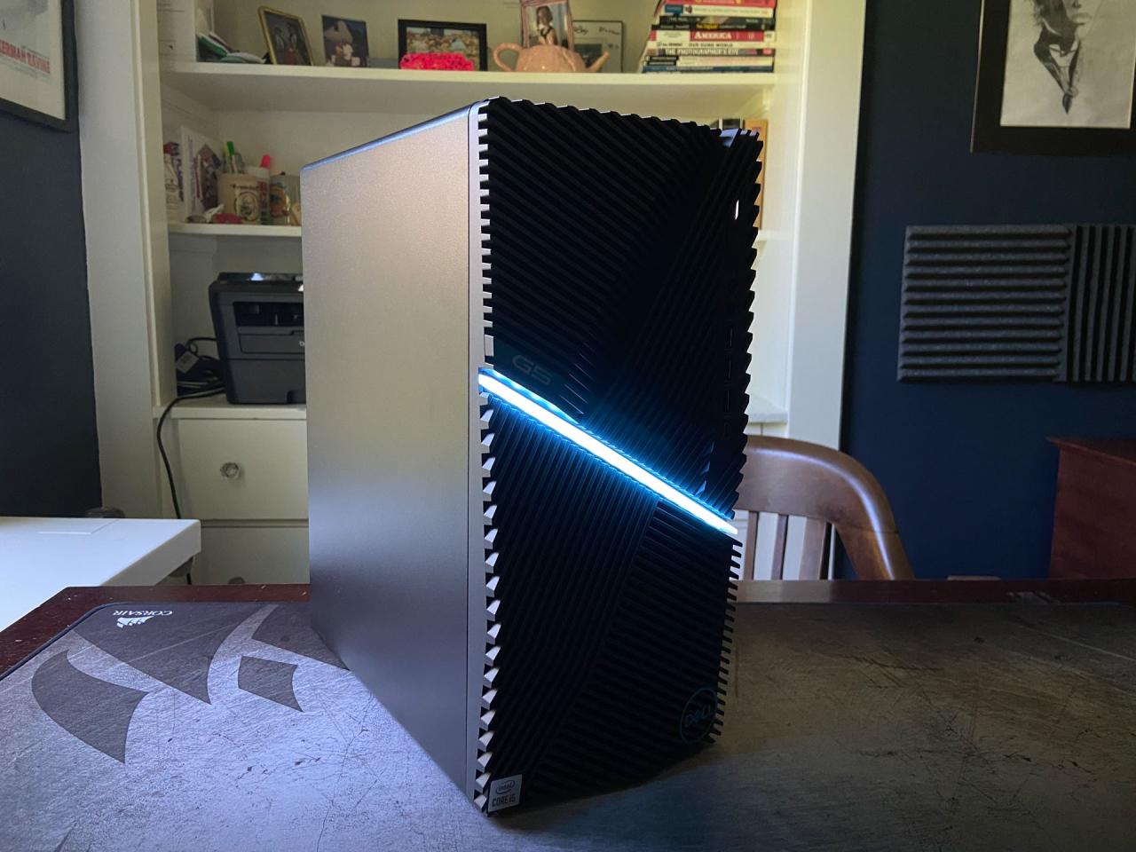 Dell desktop gaming computer