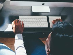 Computer sage navigating the world of translation